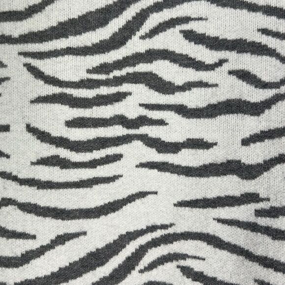 Anthropologie Mock Neck Gray Zebra Print Sweater Size Small - Picture 15 of 16